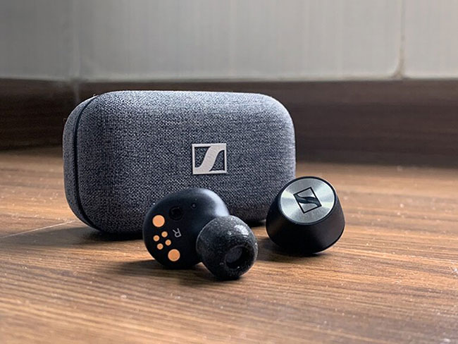 ngoại hình Sennheiser Momentum True Wireless 2