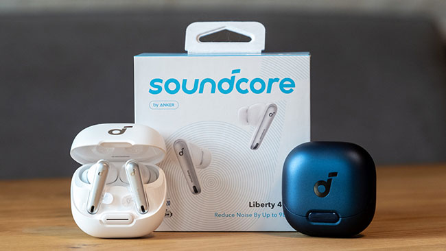 hộp Soundcore Liberty 4