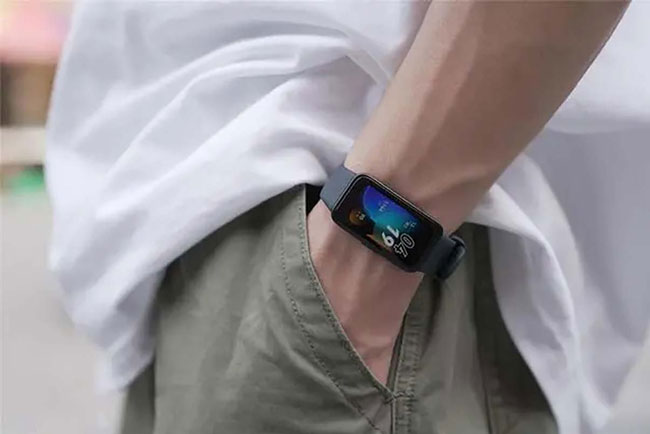 thiết kế Huawei Band 8